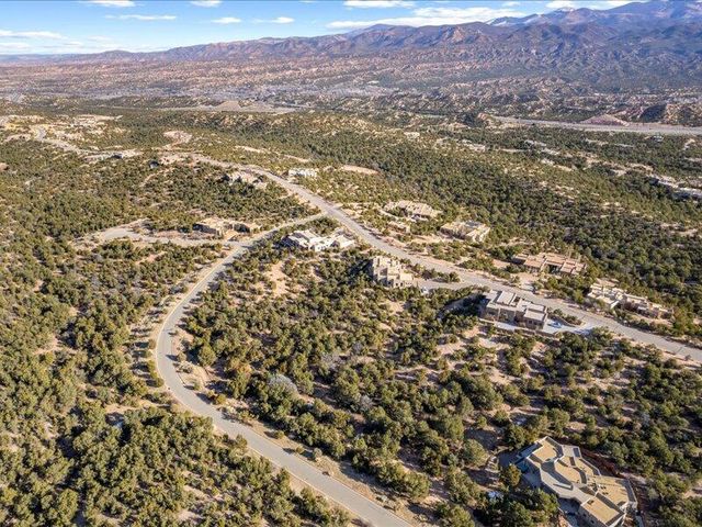 308 Pawprint Trail, Santa Fe, NM 87506