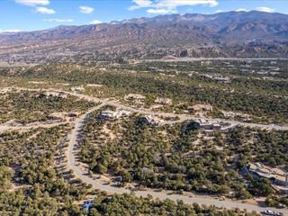 308 Pawprint Trail, Santa Fe, NM 87506