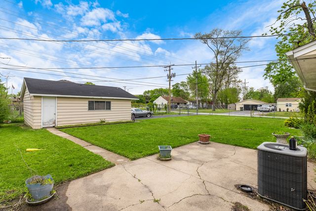 16353 Sawyer Avenue, Markham, IL 60428