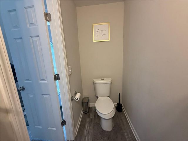 2182 Fall Creek Lodge, Loganville, GA 30052