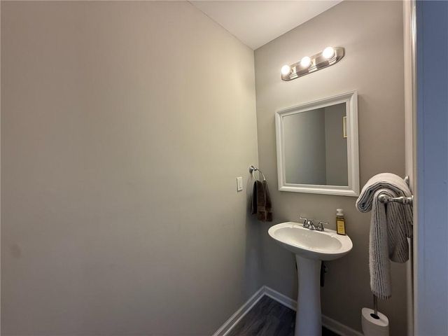 2182 Fall Creek Lodge, Loganville, GA 30052