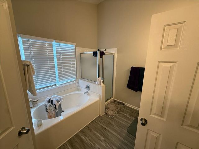 2182 Fall Creek Lodge, Loganville, GA 30052