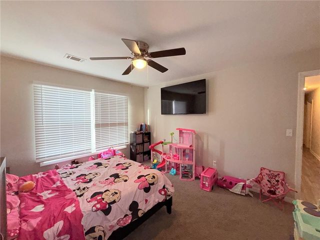 2182 Fall Creek Lodge, Loganville, GA 30052