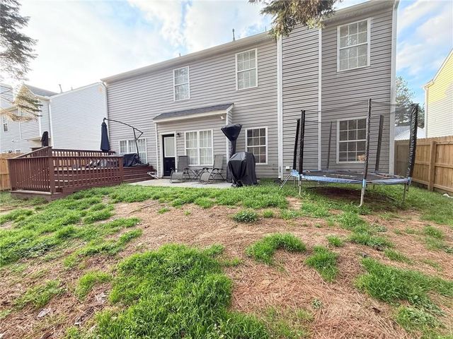 2182 Fall Creek Lodge, Loganville, GA 30052