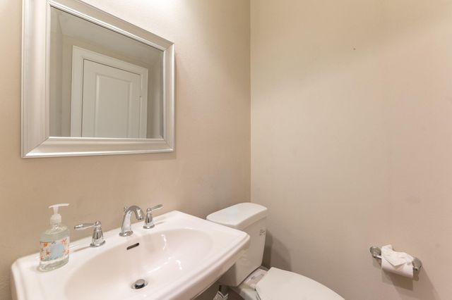 91 Kendrick Pines Boulevard, Spring, TX 77389