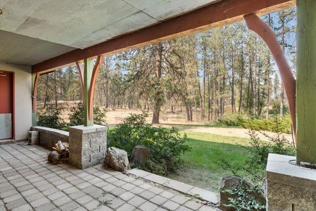 21110 W Blue Heron Rd, Cheney, WA 99004