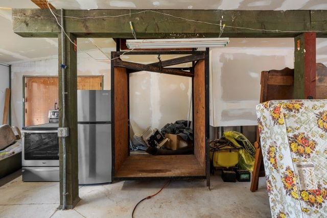 21110 W Blue Heron Rd, Cheney, WA 99004