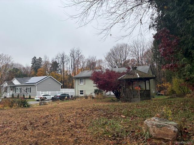 11 Myrtle Avenue, Walden, NY 12586