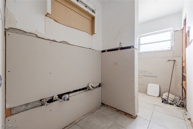 16781 Gina WAY, Fort Myers, FL 33908