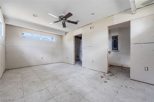 16781 Gina WAY, Fort Myers, FL 33908