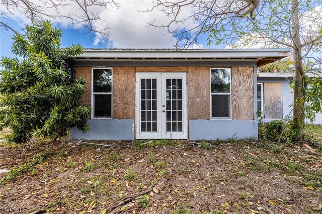 16781 Gina WAY, Fort Myers, FL 33908