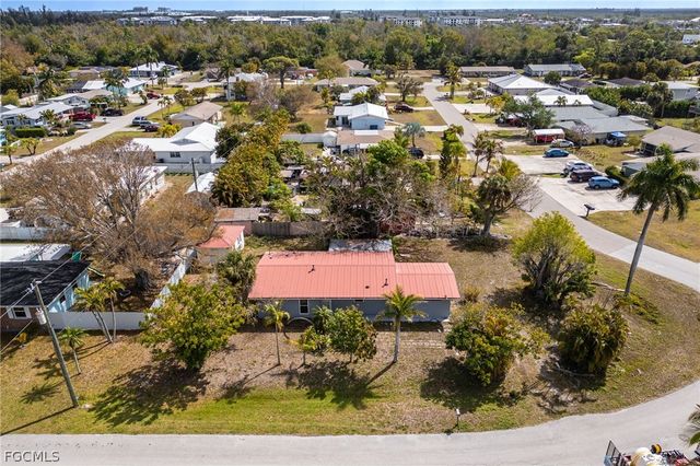 16781 Gina WAY, Fort Myers, FL 33908