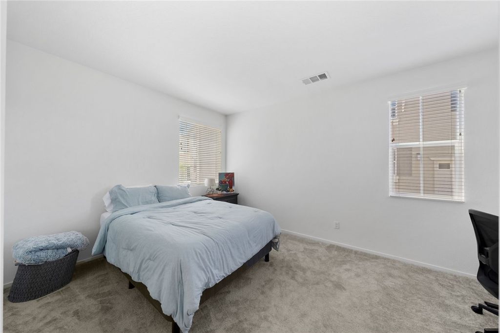 Image 14 of property listing at 154 Ambrosia Court, Perris, CA 92571