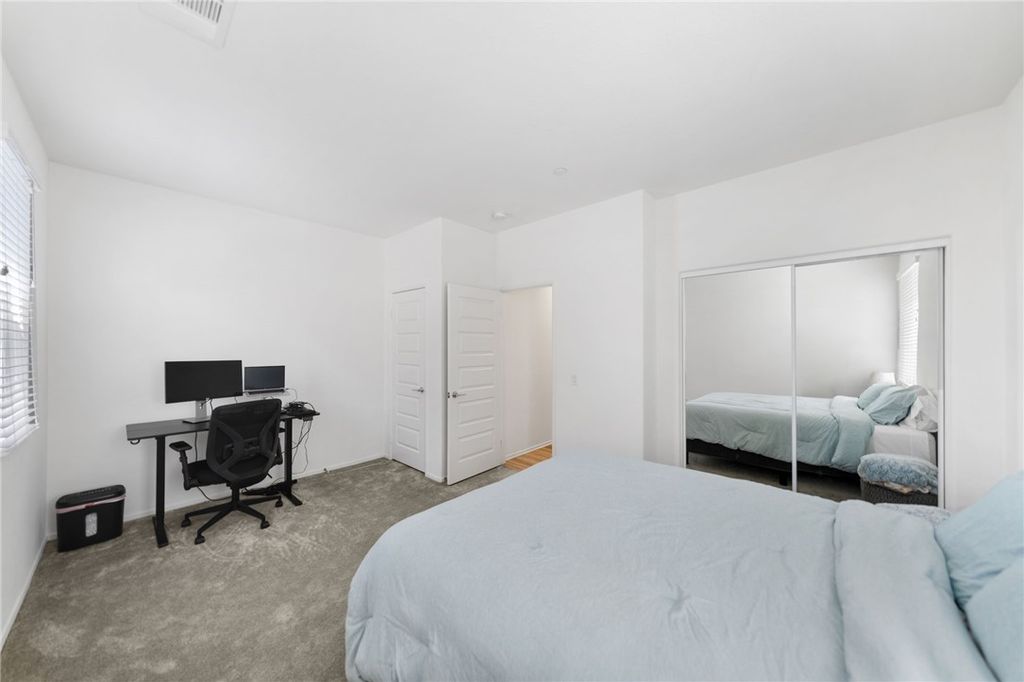Image 15 of property listing at 154 Ambrosia Court, Perris, CA 92571