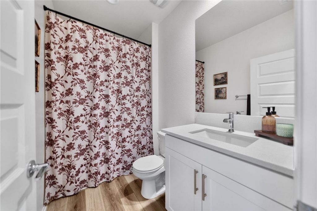 Image 16 of property listing at 154 Ambrosia Court, Perris, CA 92571