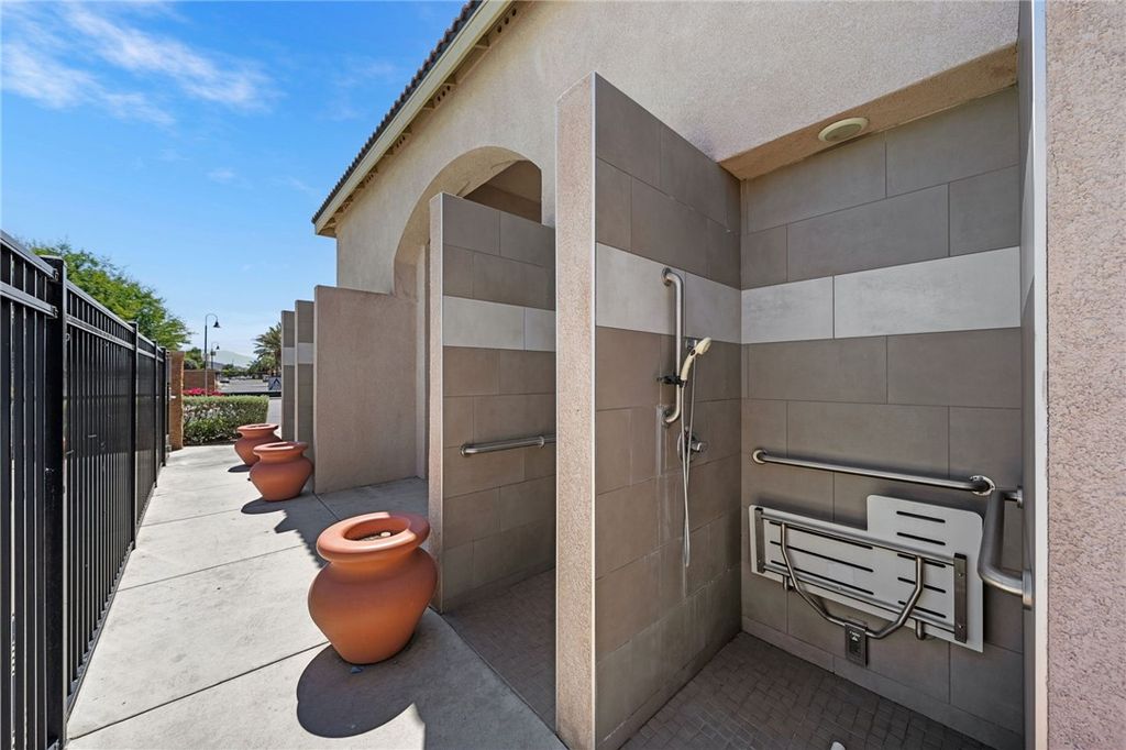 Image 34 of property listing at 154 Ambrosia Court, Perris, CA 92571