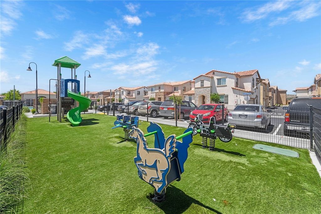 Image 44 of property listing at 154 Ambrosia Court, Perris, CA 92571