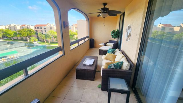 450 Egret Circle 9505, Delray Beach, FL 33444