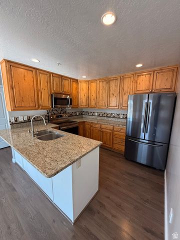 82 S 930 E, American Fork, UT 84003