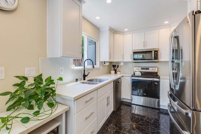 4923 Iris Terrace, Fremont, CA 94555