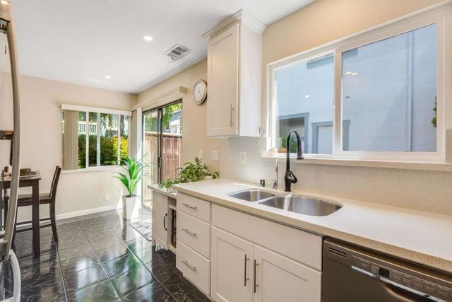 4923 Iris Terrace, Fremont, CA 94555