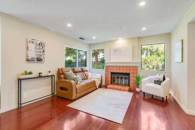4923 Iris Terrace, Fremont, CA 94555