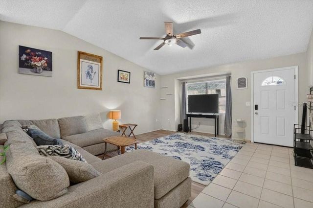 2712 36TH AVENUE TER E, Bradenton, FL 34208