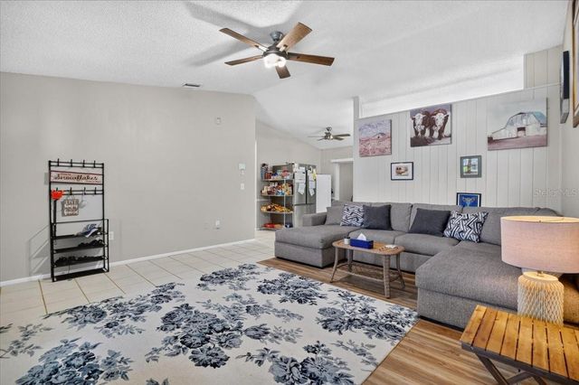 2712 36TH AVENUE TER E, Bradenton, FL 34208