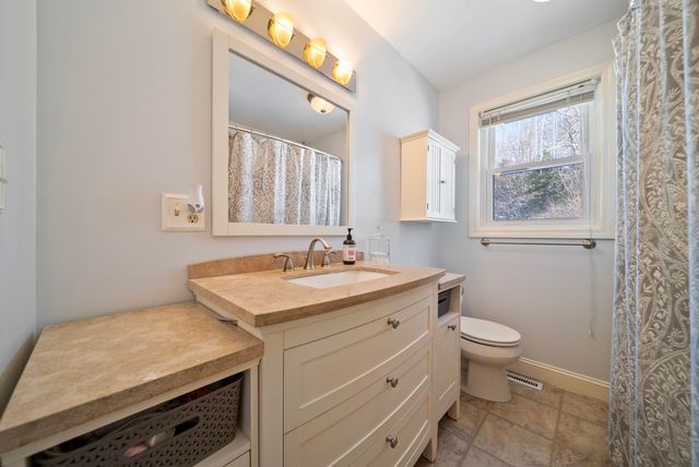 30A Ledgewood Drive, Goffstown, NH 03045