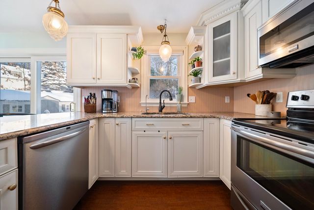 30A Ledgewood Drive, Goffstown, NH 03045