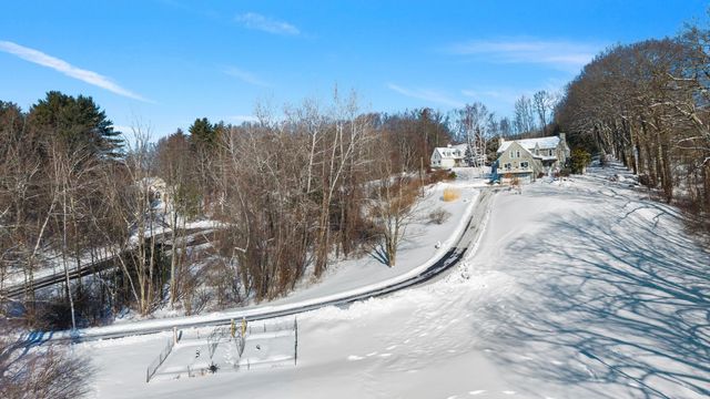 30A Ledgewood Drive, Goffstown, NH 03045