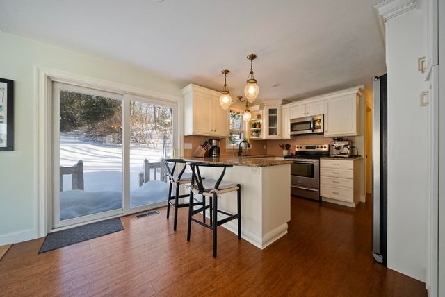 30A Ledgewood Drive, Goffstown, NH 03045