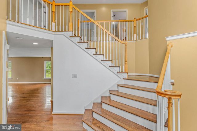 12 HUNTINGDON CT, Upper Chichester, PA 19061