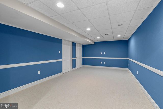 12 HUNTINGDON CT, Upper Chichester, PA 19061