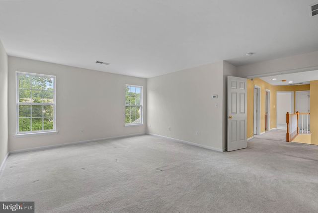 12 HUNTINGDON CT, Upper Chichester, PA 19061