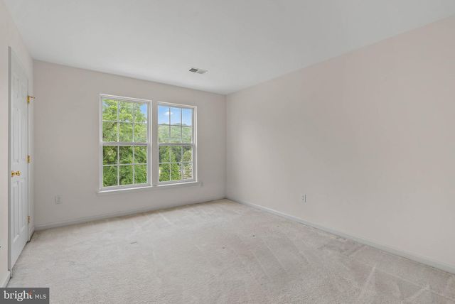 12 HUNTINGDON CT, Upper Chichester, PA 19061