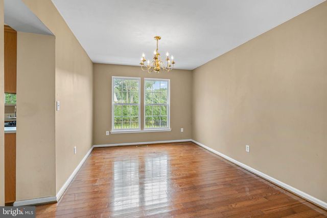 12 HUNTINGDON CT, Upper Chichester, PA 19061