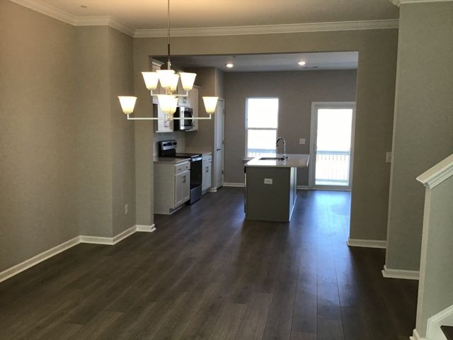 2400 Arden Village Dr Unit B, Columbia, TN 38401