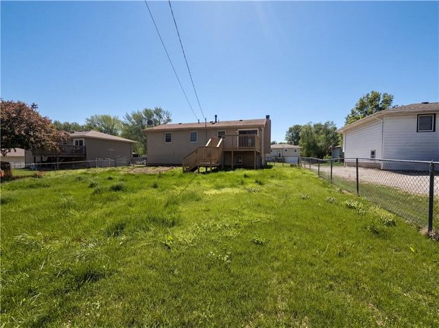 231 Downey Drive, Wellsville, KS 66092