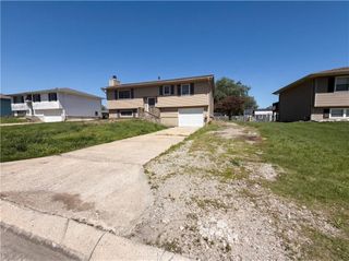 231 Downey Drive, Wellsville, KS 66092