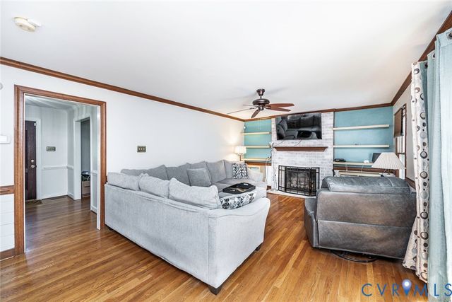 2803 Jolly Ln, Chester, VA 23831