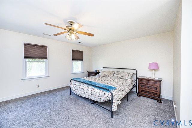 2803 Jolly Ln, Chester, VA 23831