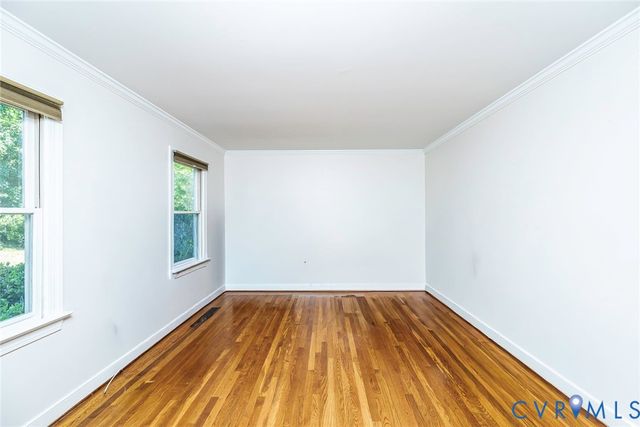 2803 Jolly Ln, Chester, VA 23831