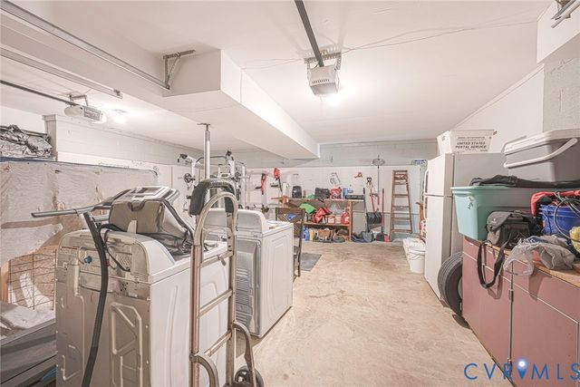 2803 Jolly Ln, Chester, VA 23831