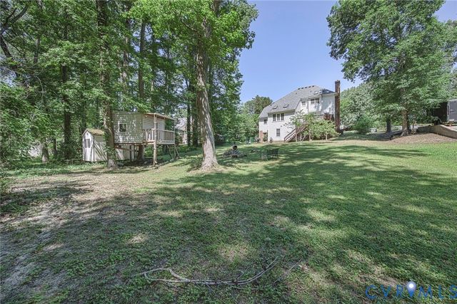 2803 Jolly Ln, Chester, VA 23831