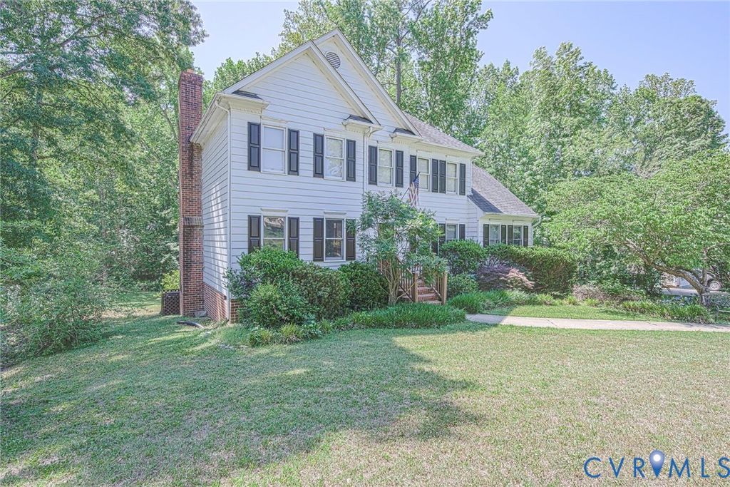 2803 Jolly Ln, Chester, VA 23831