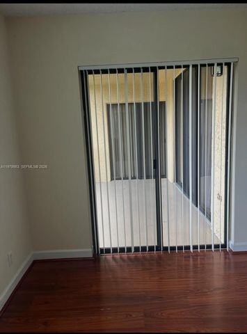 5721 Riverside Dr 205B5, Coral Springs, FL 33067