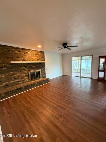 4805 E Indian Trail, Louisville, KY 40218