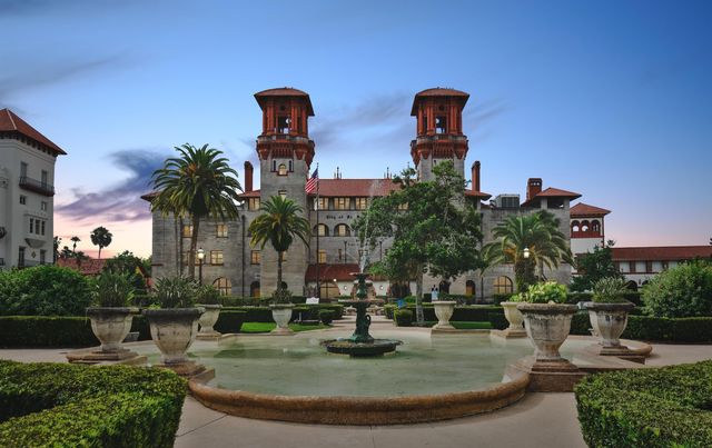 307 Saint George St, St Augustine, FL 32084