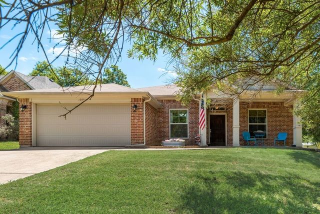 105 Baker Street, Forney, TX 75126